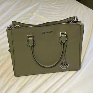 Michael Kors purse